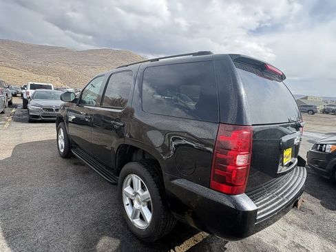 Used 2007 Chevrolet Tahoe LTZ w/ LTZ Preferred Equipment Group image 2