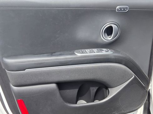 Certified 2026 Hyundai Palisade Calligraphy FWD image 13