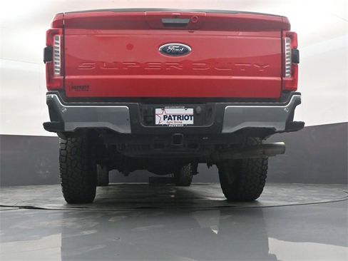 Used 2024 Ford F250 Lariat w/ Chrome Package image 40