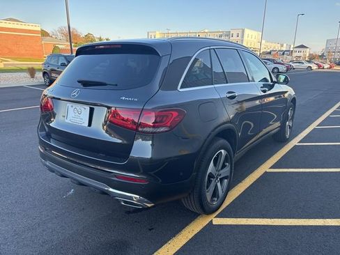 Used 2021 Mercedes-Benz GLC 300 4MATIC image 7