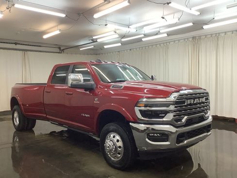 New 2026 RAM 3500 Longhorn AWD/4WD image 3