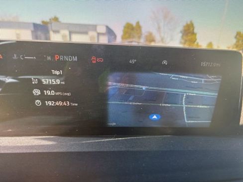 Used 2025 Ford Expedition Active image 4