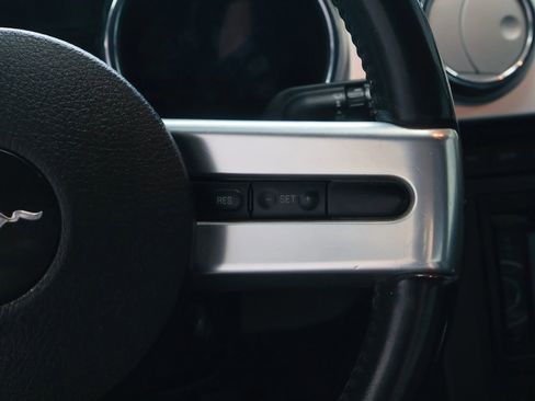 Used 2006 Ford Mustang GT image 13