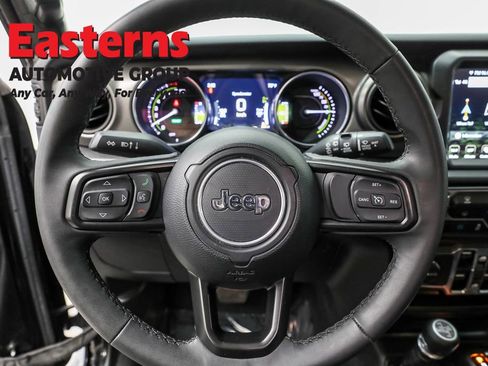 Used 2023 Jeep Wrangler Unlimited w/ 8.4" Radio Group image 10