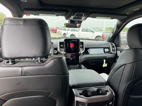 New 2026 RAM 1500 Laramie AWD/4WD image 34