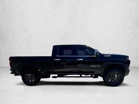 Used 2022 Chevrolet Silverado 2500 High Country w/ Safety Package II AWD/4WD image 5