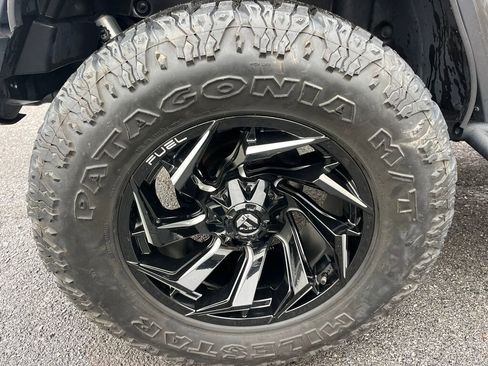 Used 2019 Jeep Wrangler Unlimited Rubicon image 15