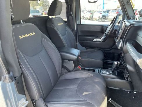 Used 2014 Jeep Wrangler Sahara w/ Dual Top Group AWD/4WD image 24