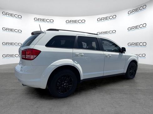 Used 2020 Dodge Journey SE w/ SE Popular Equipment Group FWD image 7