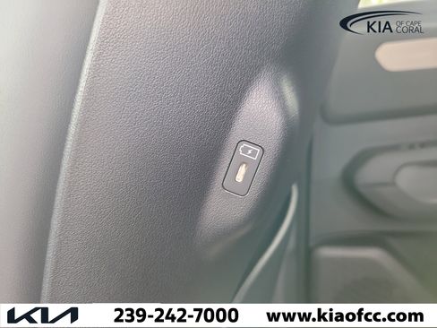 New 2027 Kia Telluride LX FWD image 15