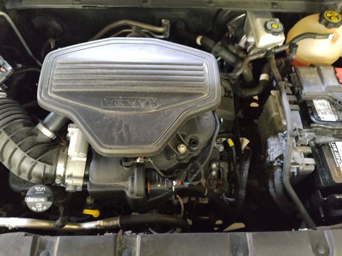 Used 2020 Chevrolet Blazer LT image 30