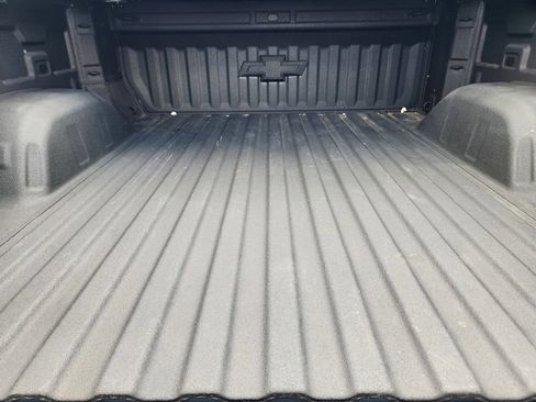 Used 2022 Chevrolet Silverado 1500 LT Trail Boss w/ Bed Protection Package image 30