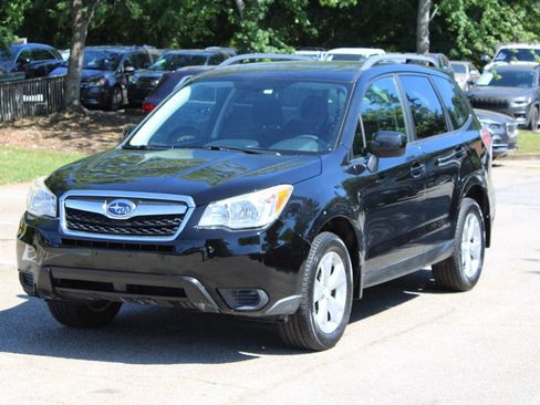Used 2016 Subaru Forester 2.5i Premium w/ All-Weather Package AWD/4WD image 3