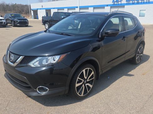Used 2019 Nissan Rogue Sport SL w/ Premium Package AWD/4WD image 11