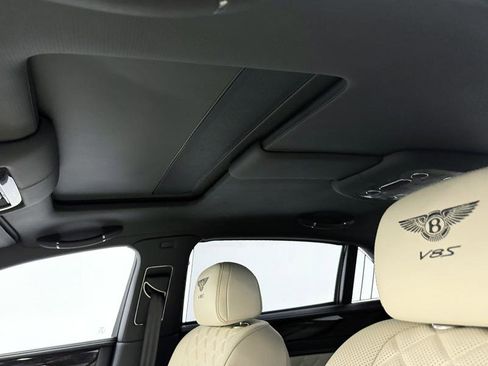 Used 2017 Bentley Flying Spur S V8 image 19