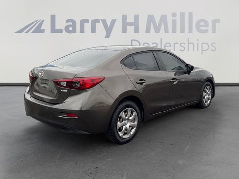 Used 2015 MAZDA MAZDA3 i Sport image 5