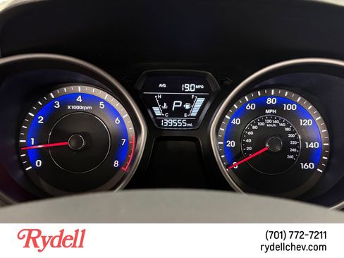 Used 2015 Hyundai Elantra Limited FWD image 14