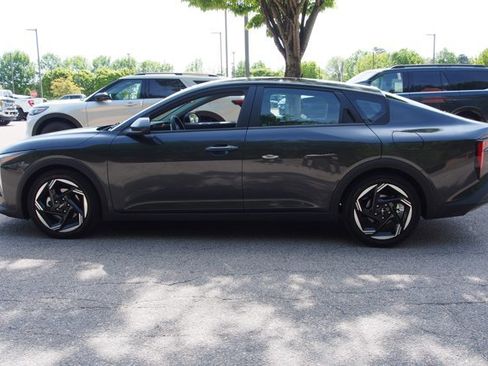 Used 2025 Kia K4 EX image 4