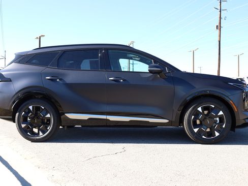 New 2026 Kia Sportage SX image 5