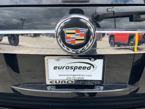 Used 2014 Cadillac Escalade ESV Luxury RWD image 16