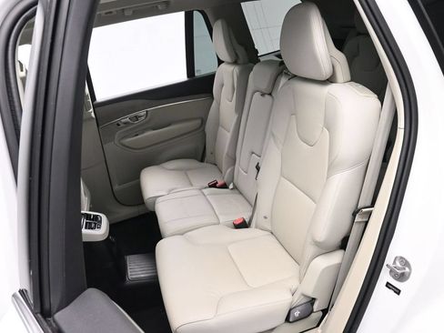 Used 2024 Volvo XC90 T8 Plus AWD/4WD image 15