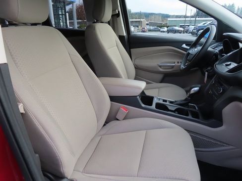 Used 2018 Ford Escape SE w/ SE Sync 3 Package image 39