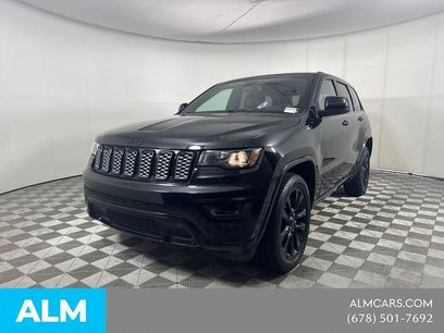Used 2017 Jeep Grand Cherokee Altitude