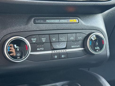 Used 2023 Ford Escape ST-Line w/ Equipment Group 301A image 18