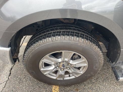 Used 2016 Ford F150 XLT w/ Equipment Group 302A Luxury image 22