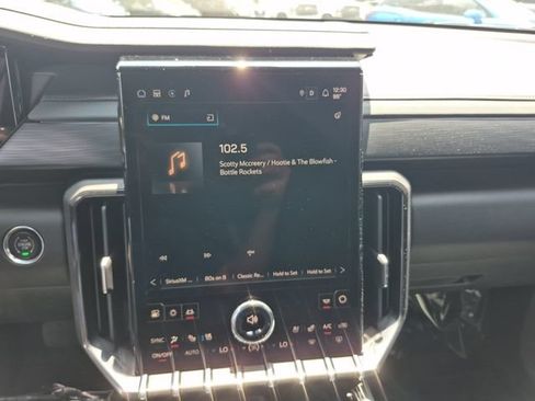 Certified 2026 GMC Acadia AT4 w/ Luxury Package AWD/4WD image 15
