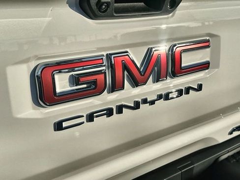 New 2026 GMC Canyon AT4X w/ AT4X AEV Edition image 32
