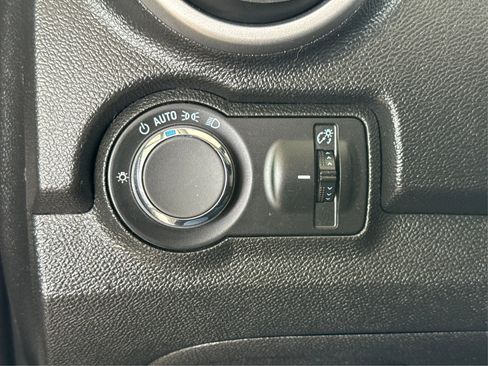 Used 2016 Chevrolet Trax LS FWD image 19
