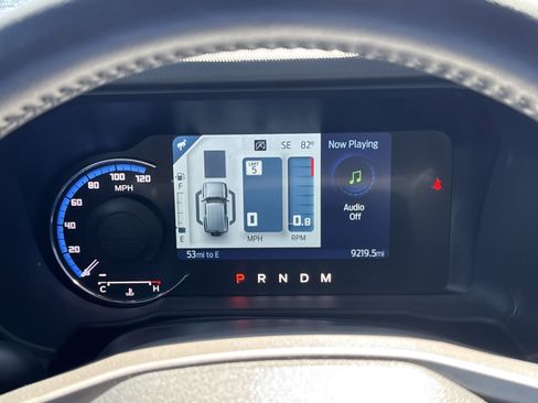 Used 2024 Ford Bronco Badlands image 13