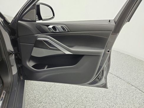 Used 2023 BMW X6 M50i w/ Parking Assistance Package image 27