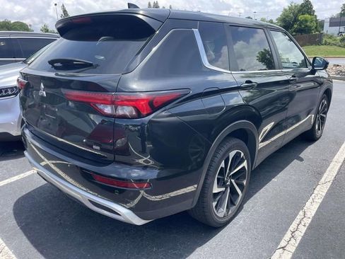 Used 2024 Mitsubishi Outlander SE FWD image 13