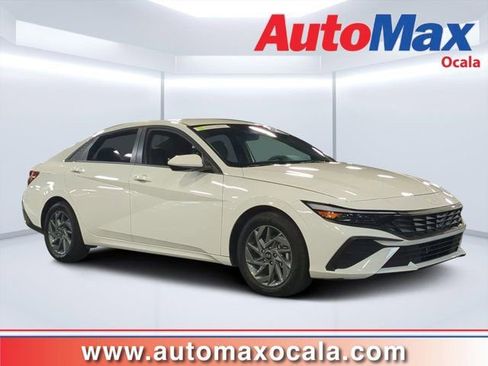 Used 2025 Hyundai Elantra Blue w/ Cargo Package image 1