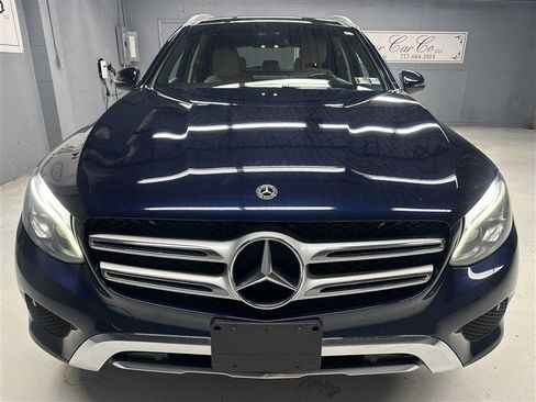 Used 2018 Mercedes-Benz GLC 300 4MATIC image 10