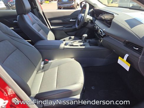 New 2026 Nissan Sentra SR w/ SR Premium Package FWD image 17