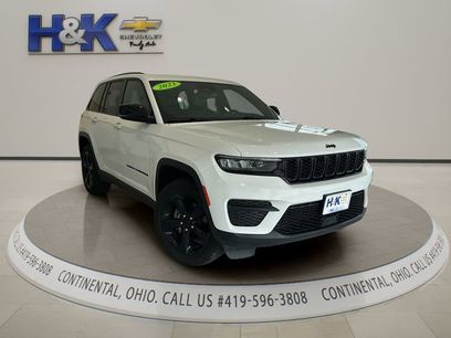 Used 2023 Jeep Grand Cherokee Altitude