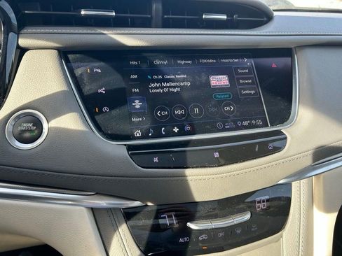 Used 2020 Cadillac XT5 Premium Luxury image 13