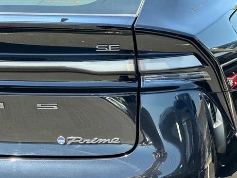 Certified 2023 Toyota Prius Prime FWD image 32