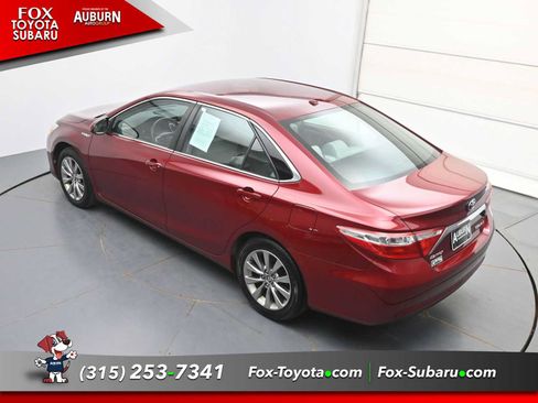 Used 2015 Toyota Camry XLE FWD image 25