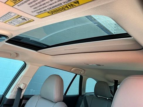 Certified 2024 Subaru Outback Limited AWD/4WD image 17