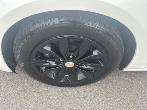 Used 2022 Chevrolet Malibu LT FWD image 10