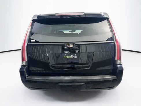 Used 2016 Cadillac Escalade Premium RWD image 7