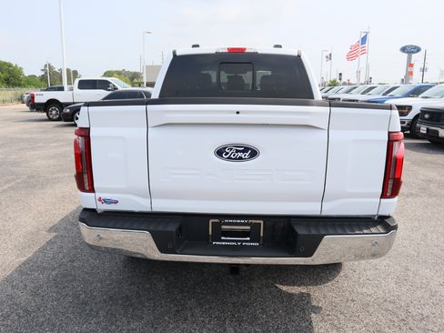 New 2025 Ford F150 Lariat w/ Equipment Group 502A High image 4