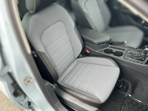 New 2026 Volkswagen Jetta SE FWD image 25