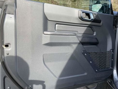 Used 2024 Ford Bronco Big Bend image 16