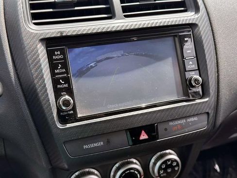 Used 2020 Mitsubishi Outlander Sport SE AWD/4WD image 25