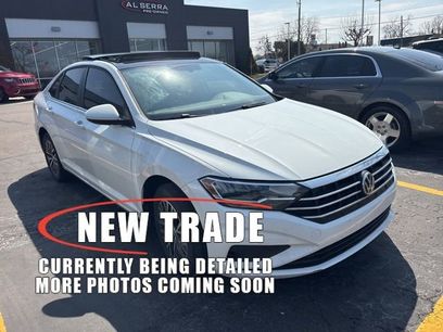 Used 2021 Volkswagen Jetta SE w/ SE Cold Weather Package